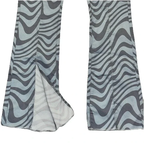 NEW Blue Gray Psychedelic Animal Print Flare Leg Jeans Sz 11/12 Grunge Skater - Picture 8 of 10